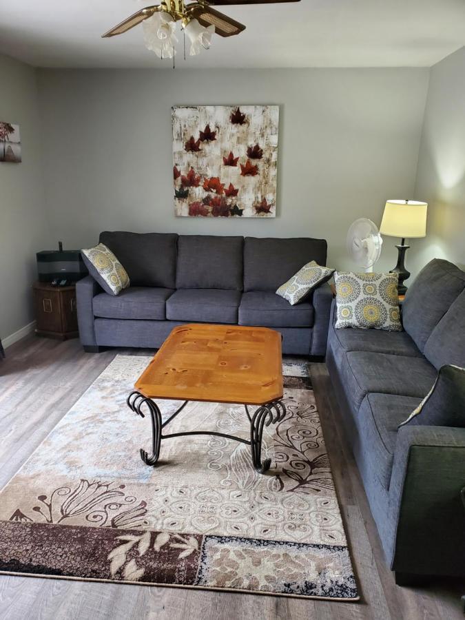 Michaels Bay Getaway On Manitoulin Island Villa South Baymouth ภายนอก รูปภาพ